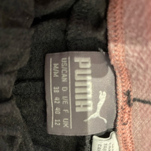 Puma shorts - Picture 2 of 2